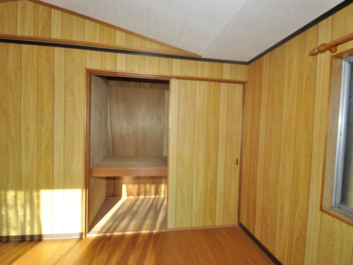 ▲２階洋室押入