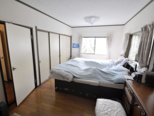 ▲洋室9.5畳南側 ▲洋室9.5畳南側