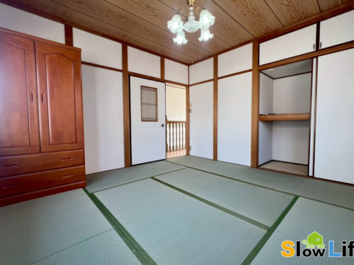 ▲2階和室8畳①