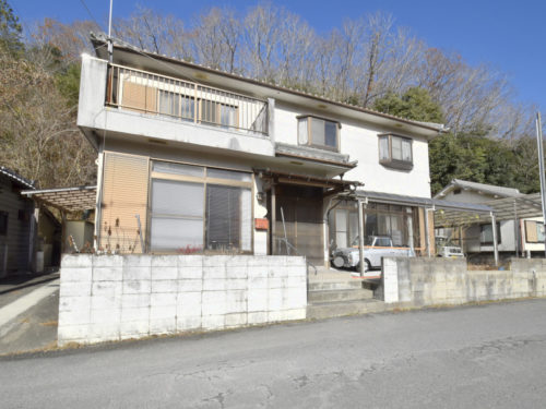 岡山県備前市 静かな山あいに建つ間取り5LDKの一般住宅で暮らしませんか♪